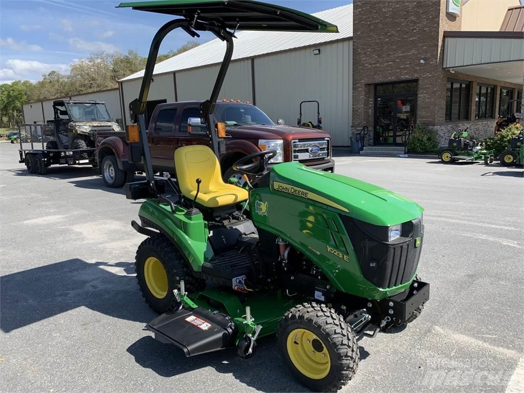 John Deere 1023E コンパクトトラクター