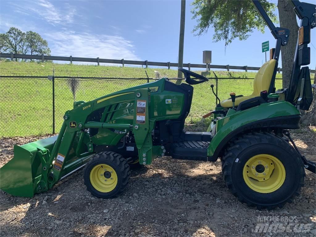John Deere 1023E コンパクトトラクター