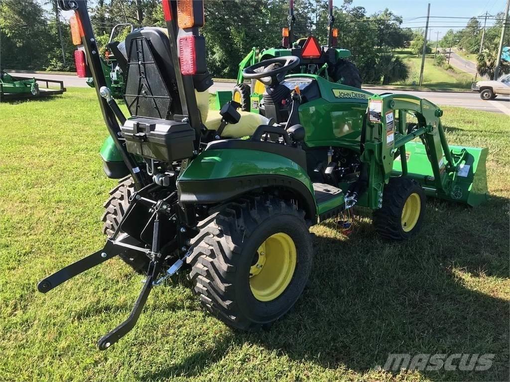 John Deere 1025R コンパクトトラクター