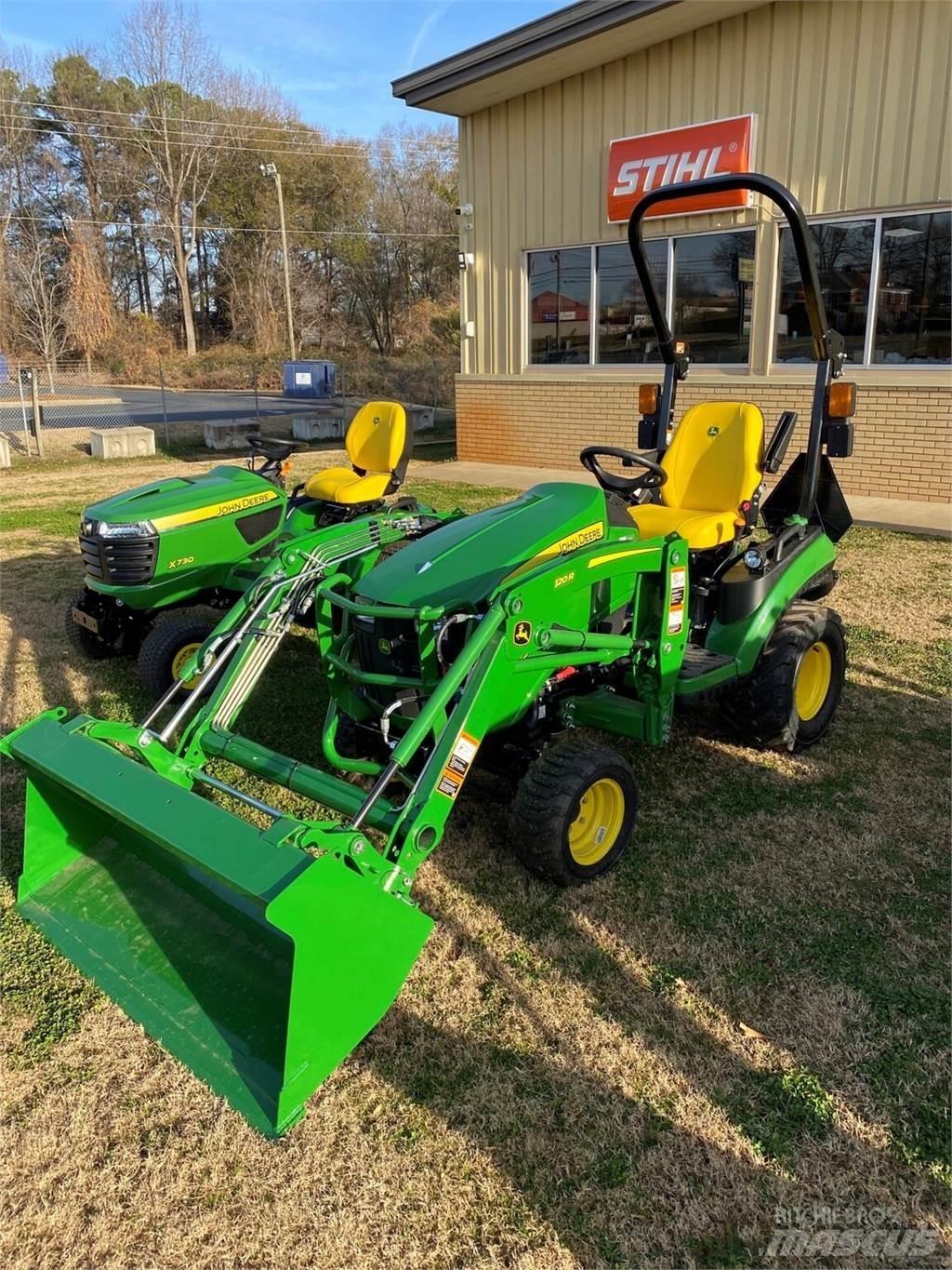 John Deere 1025R コンパクトトラクター