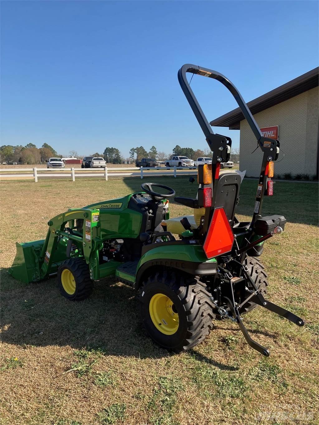John Deere 1025R コンパクトトラクター