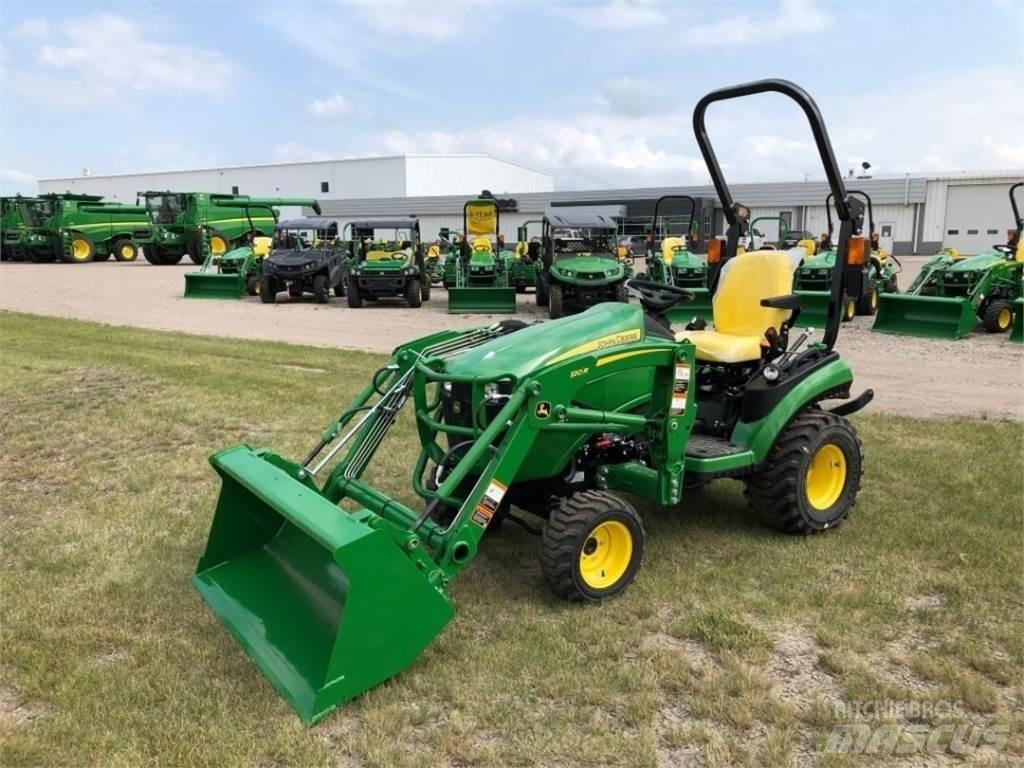 John Deere 1025R コンパクトトラクター