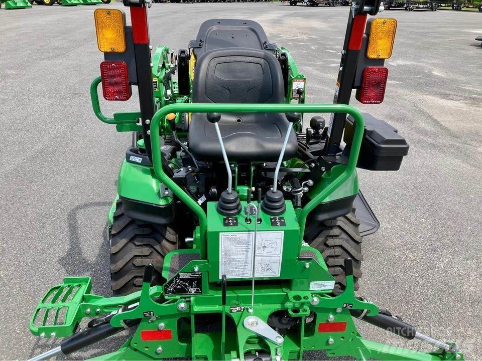 John Deere 1025R コンパクトトラクター