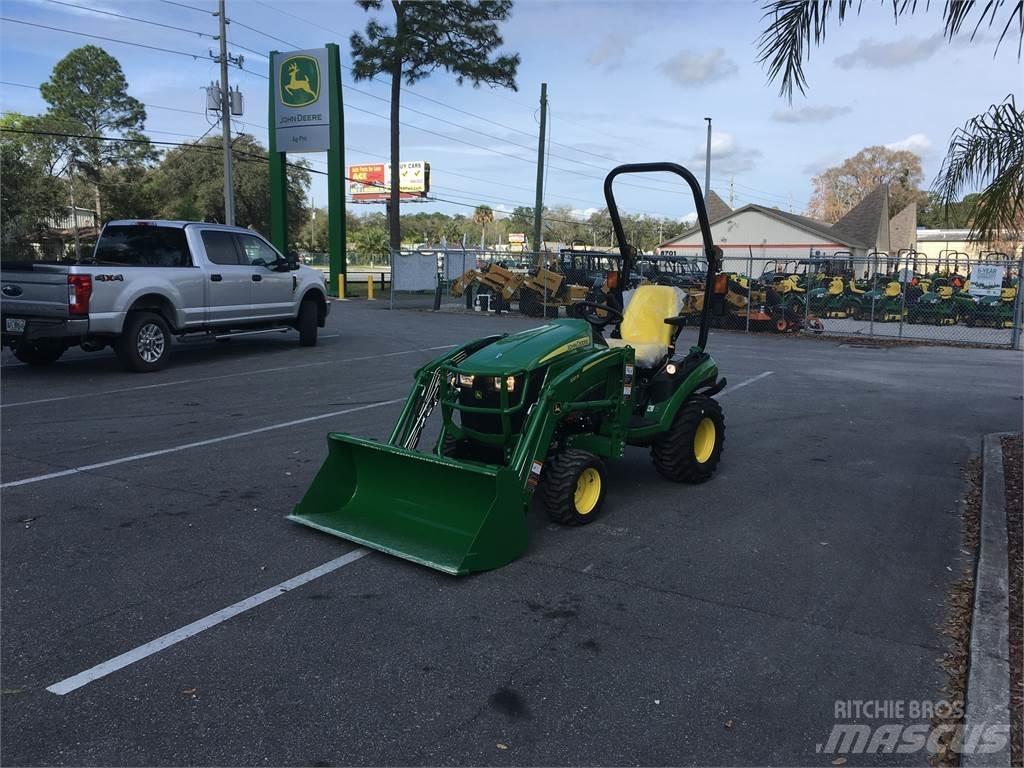 John Deere 1025R コンパクトトラクター