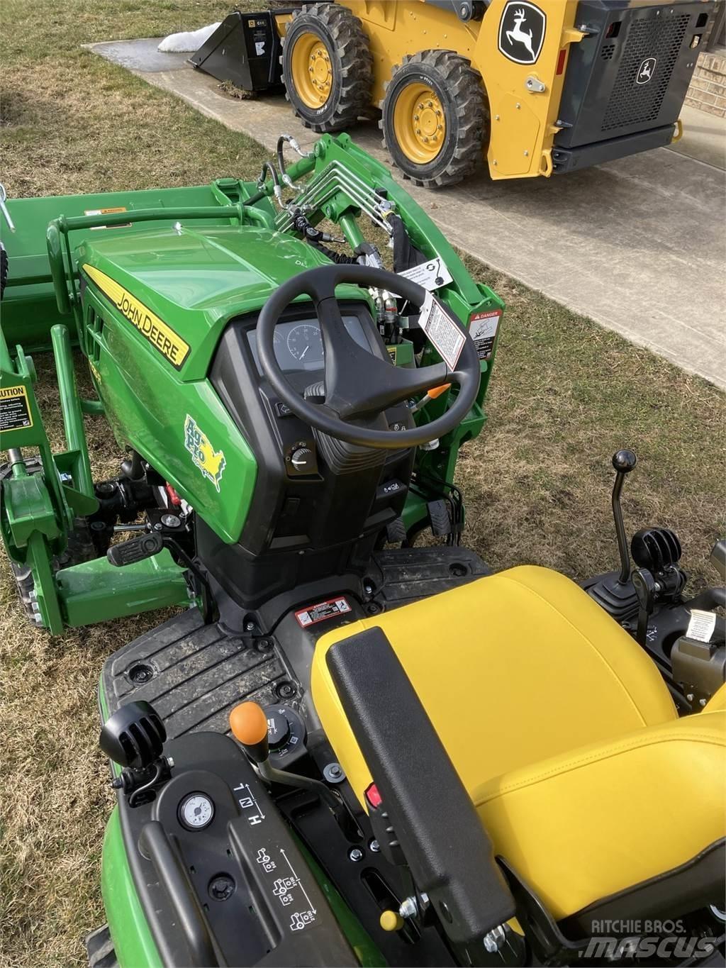 John Deere 1025R コンパクトトラクター