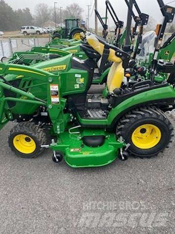 John Deere 1025R コンパクトトラクター