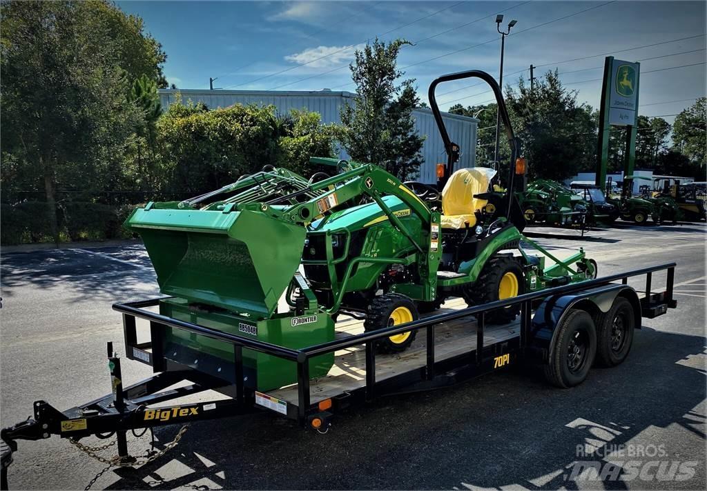 John Deere 1025R コンパクトトラクター