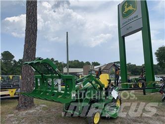 John Deere 1025R コンパクトトラクター