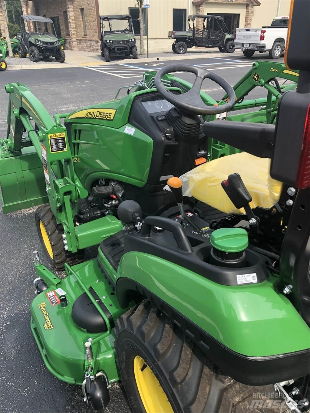 John Deere 1025R コンパクトトラクター