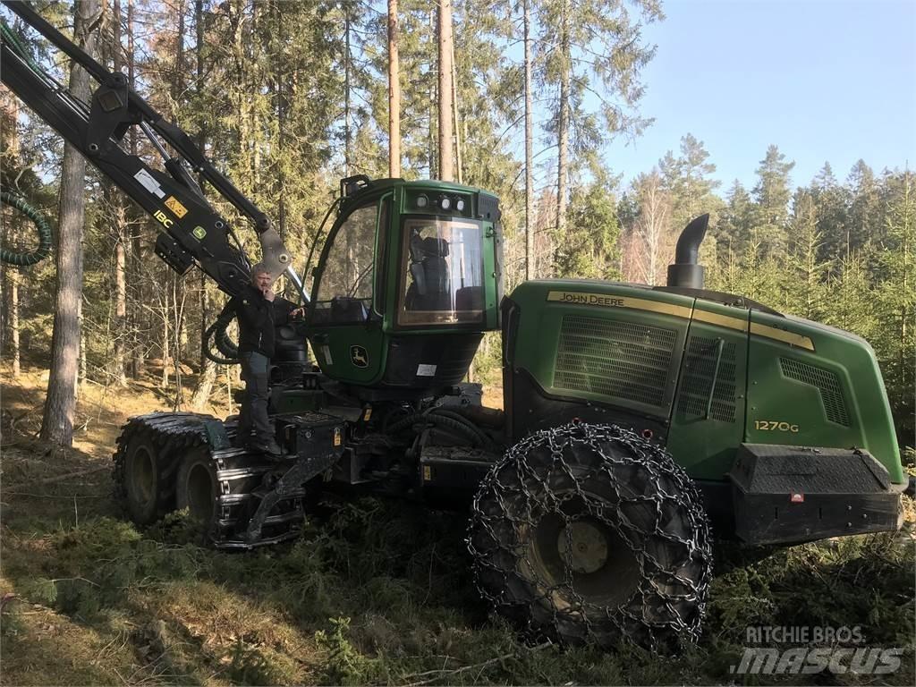 John Deere 1270G ハーベスター