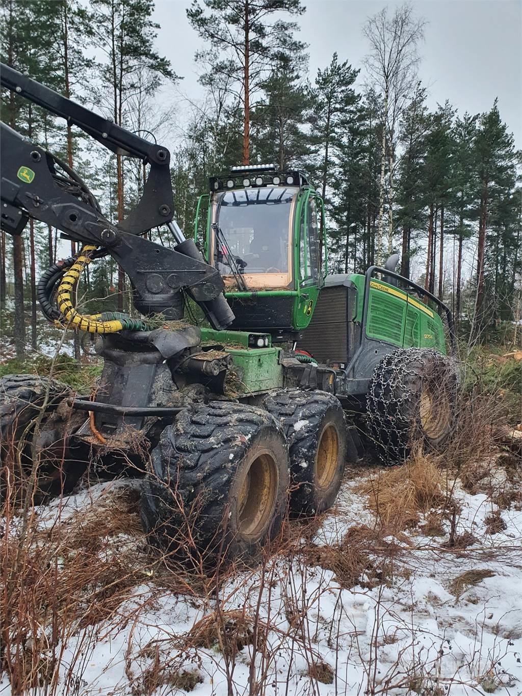 John Deere 1270G ハーベスター