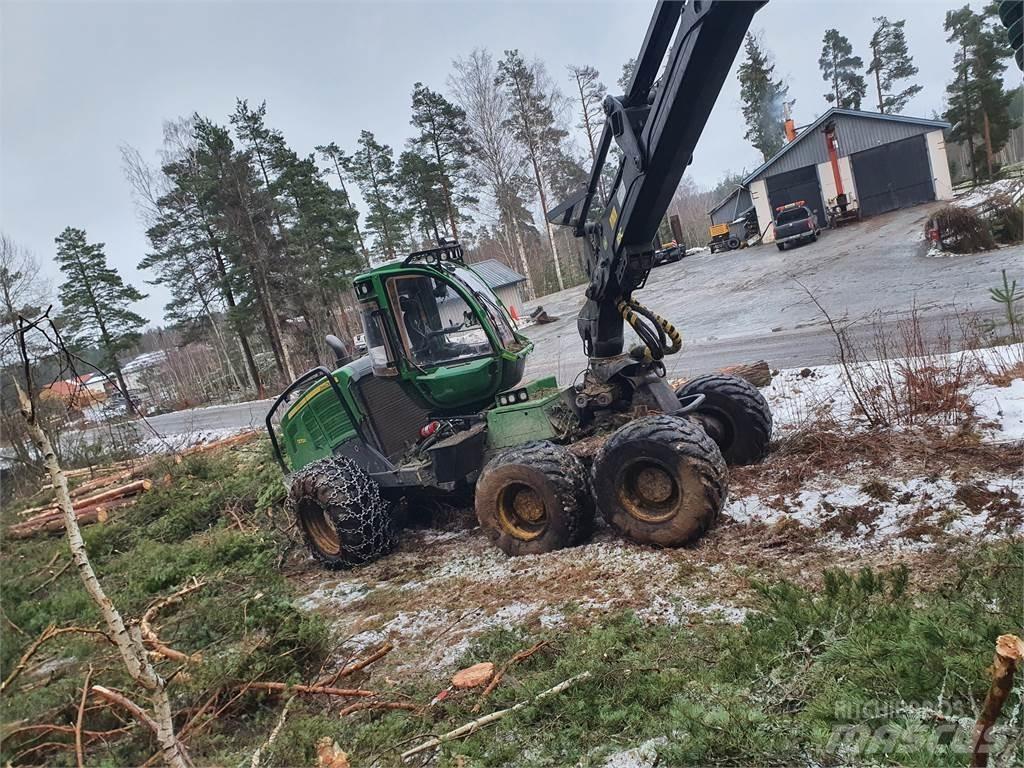 John Deere 1270G ハーベスター