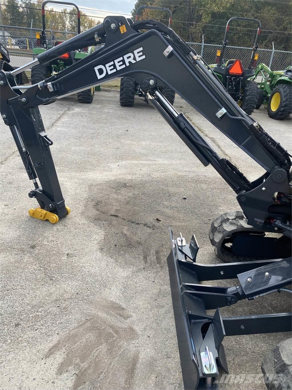 John Deere 17 P ミニ油圧ショベル 7t以下（ミニユンボ・ミニディガー）