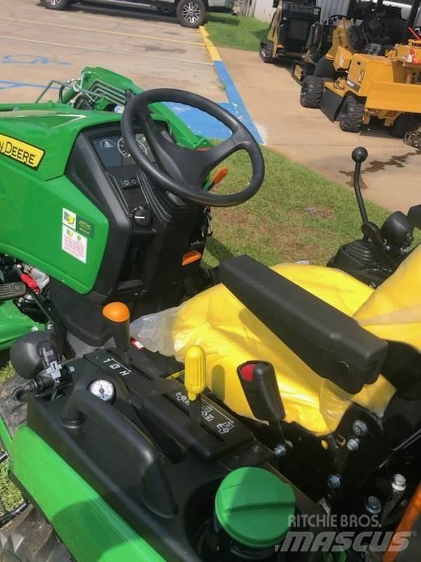 John Deere 2025R コンパクトトラクター