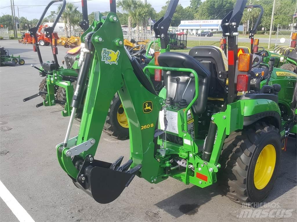 John Deere 2025R コンパクトトラクター