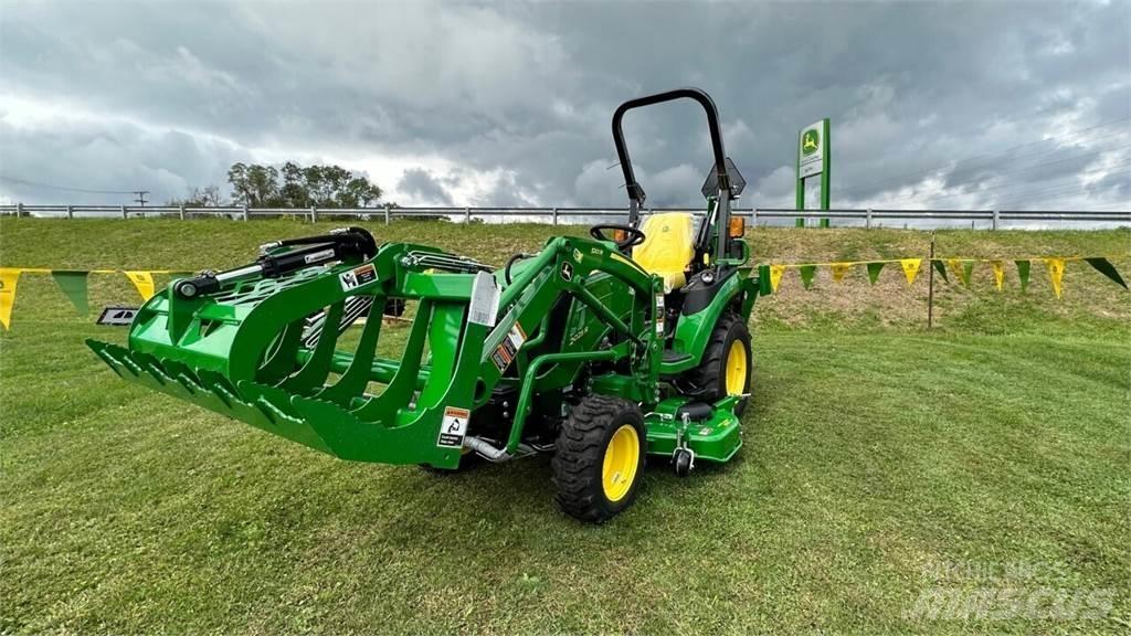 John Deere 2025R コンパクトトラクター