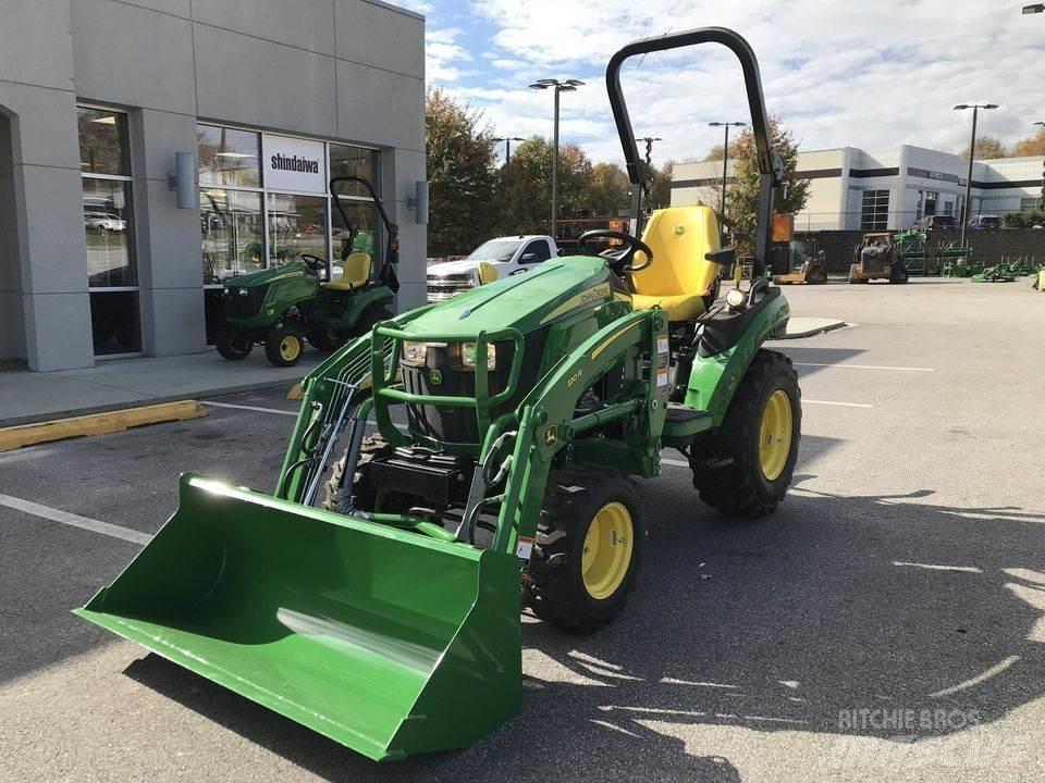 John Deere 2025R コンパクトトラクター