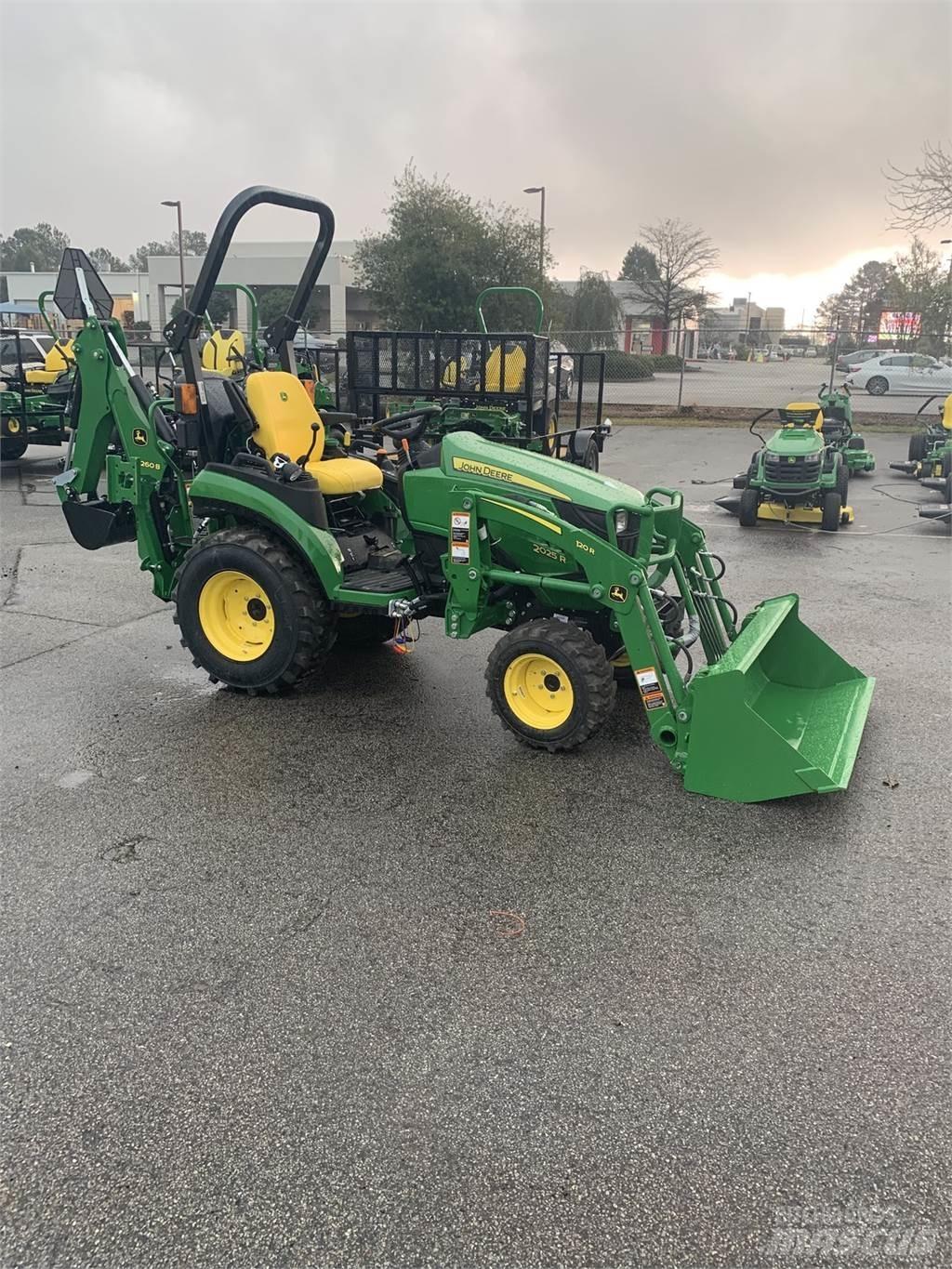 John Deere 2025R コンパクトトラクター