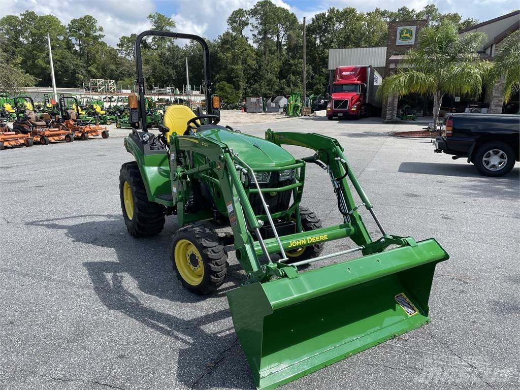 John Deere 2038R コンパクトトラクター