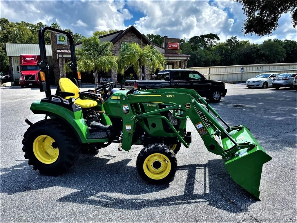 John Deere 2038R コンパクトトラクター