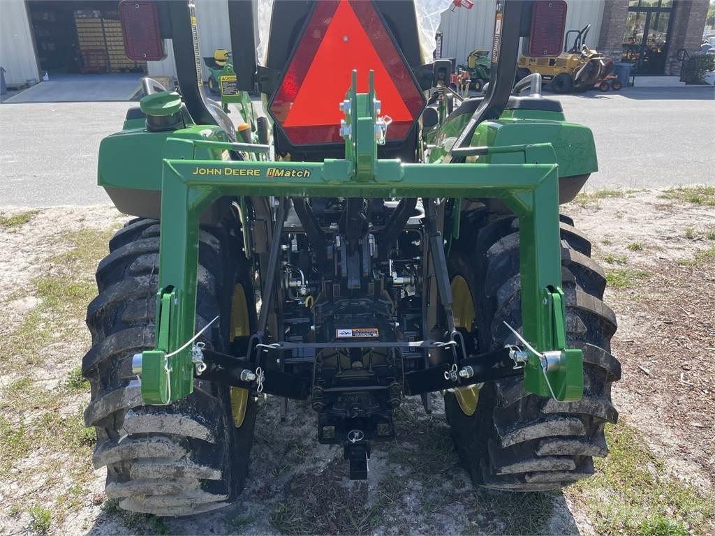 John Deere 2038R コンパクトトラクター