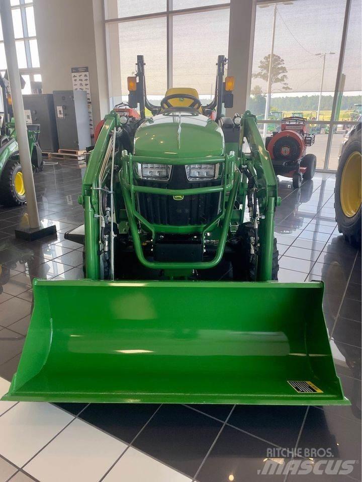 John Deere 2038R コンパクトトラクター