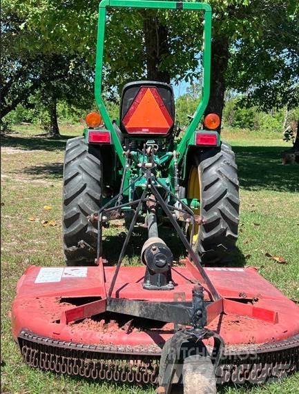 John Deere 3005 コンパクトトラクター