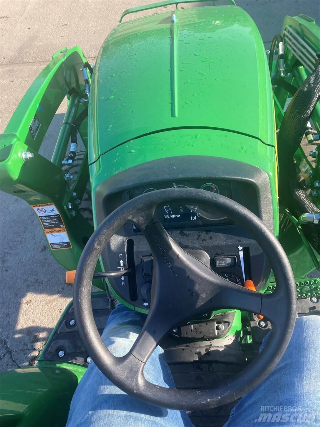 John Deere 3025D コンパクトトラクター