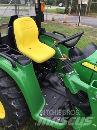 John Deere 3025E コンパクトトラクター