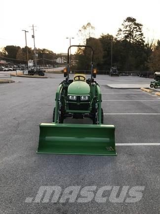 John Deere 3025E コンパクトトラクター