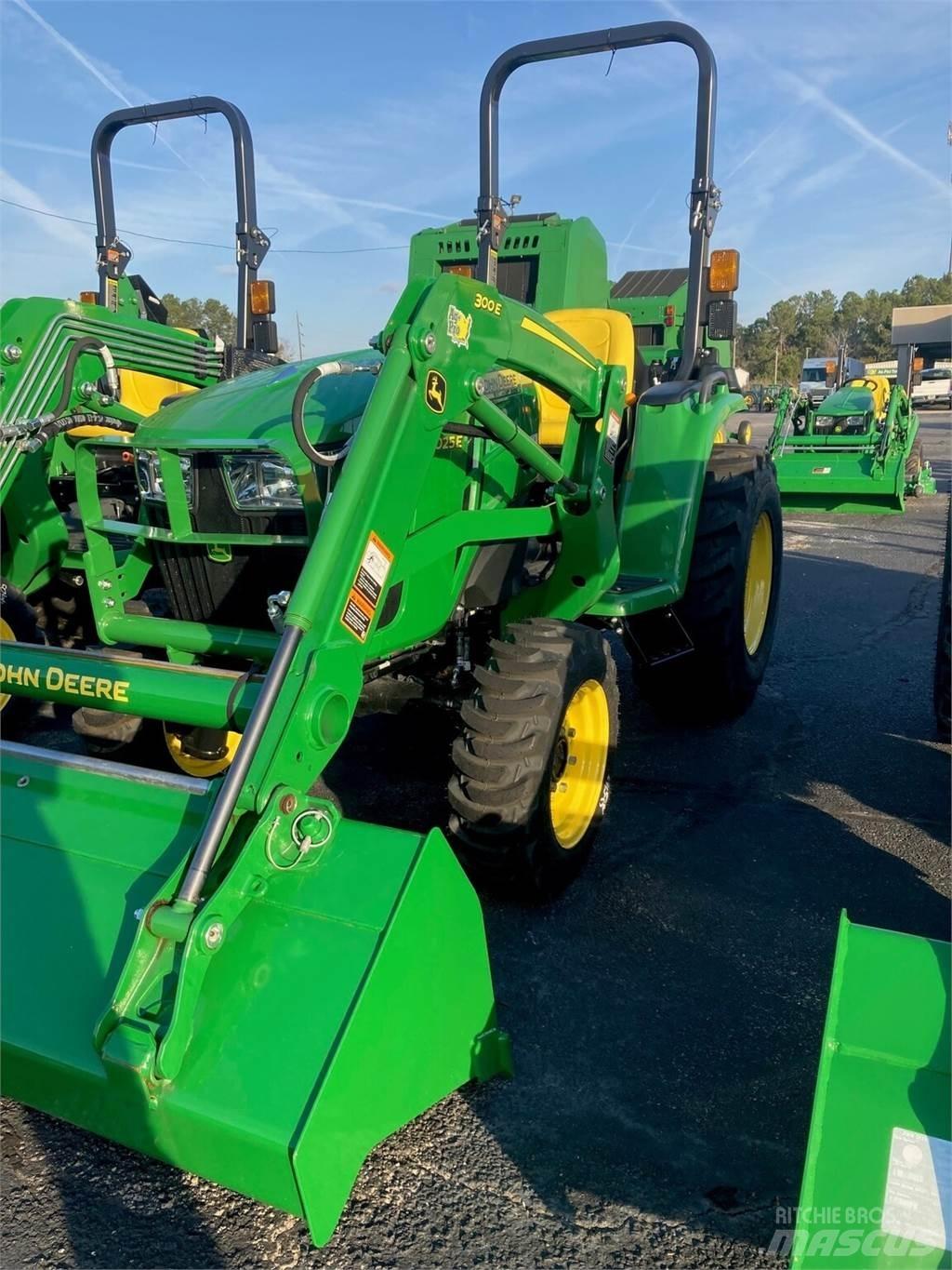 John Deere 3025E コンパクトトラクター
