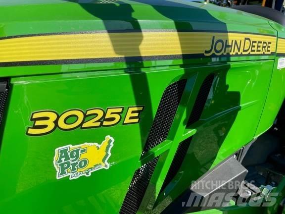 John Deere 3025E コンパクトトラクター