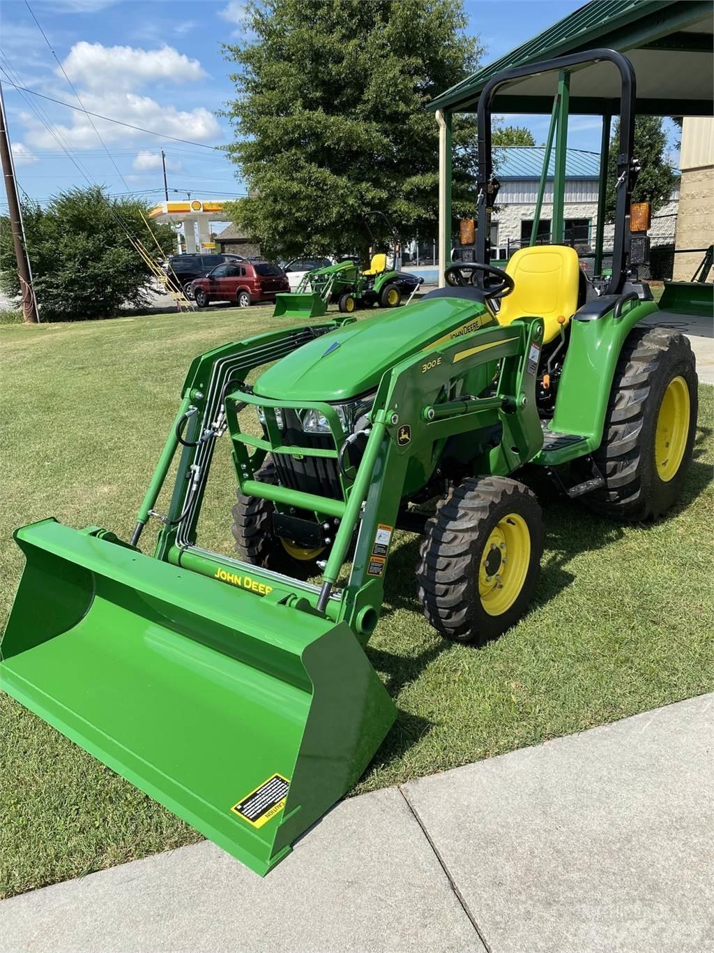 John Deere 3025E コンパクトトラクター