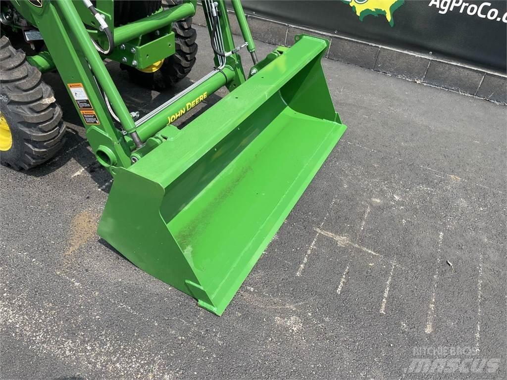 John Deere 3025E コンパクトトラクター