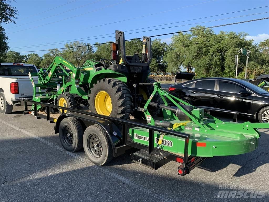 John Deere 3032E コンパクトトラクター