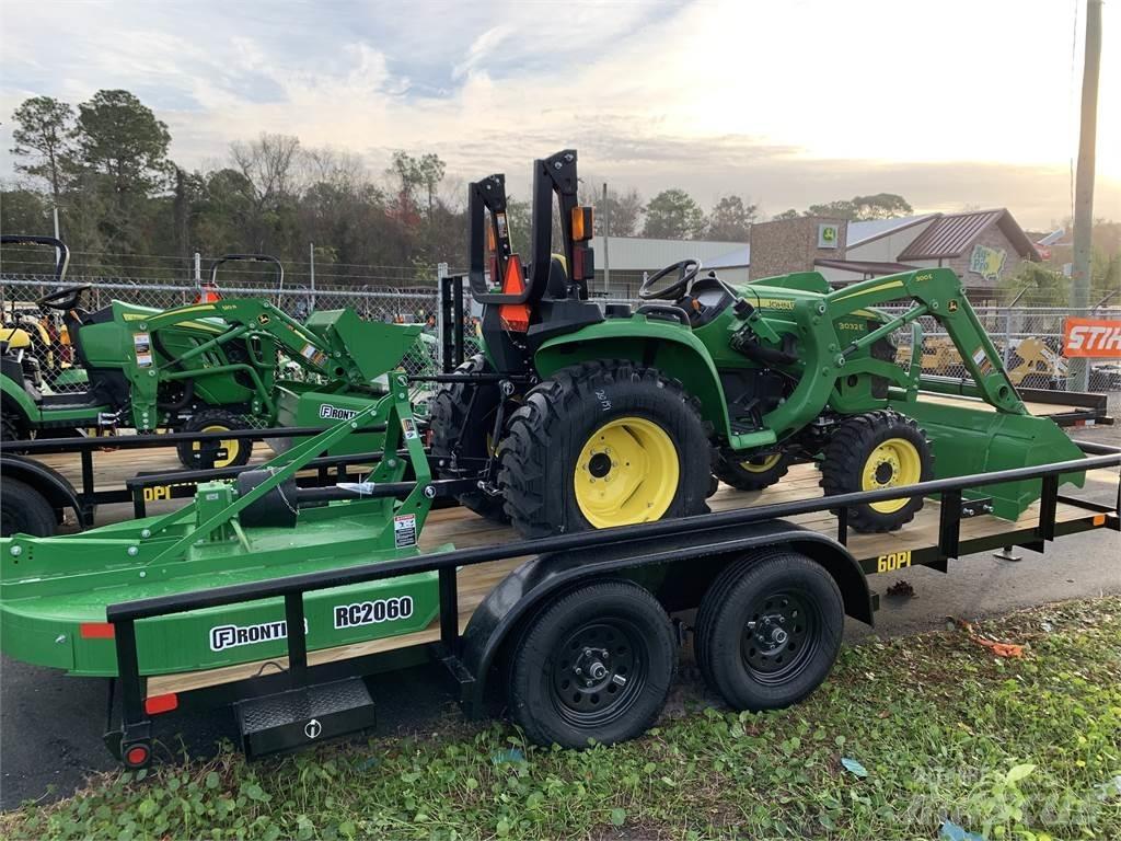 John Deere 3032E コンパクトトラクター
