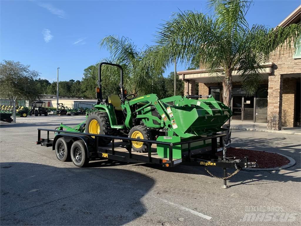 John Deere 3032E コンパクトトラクター