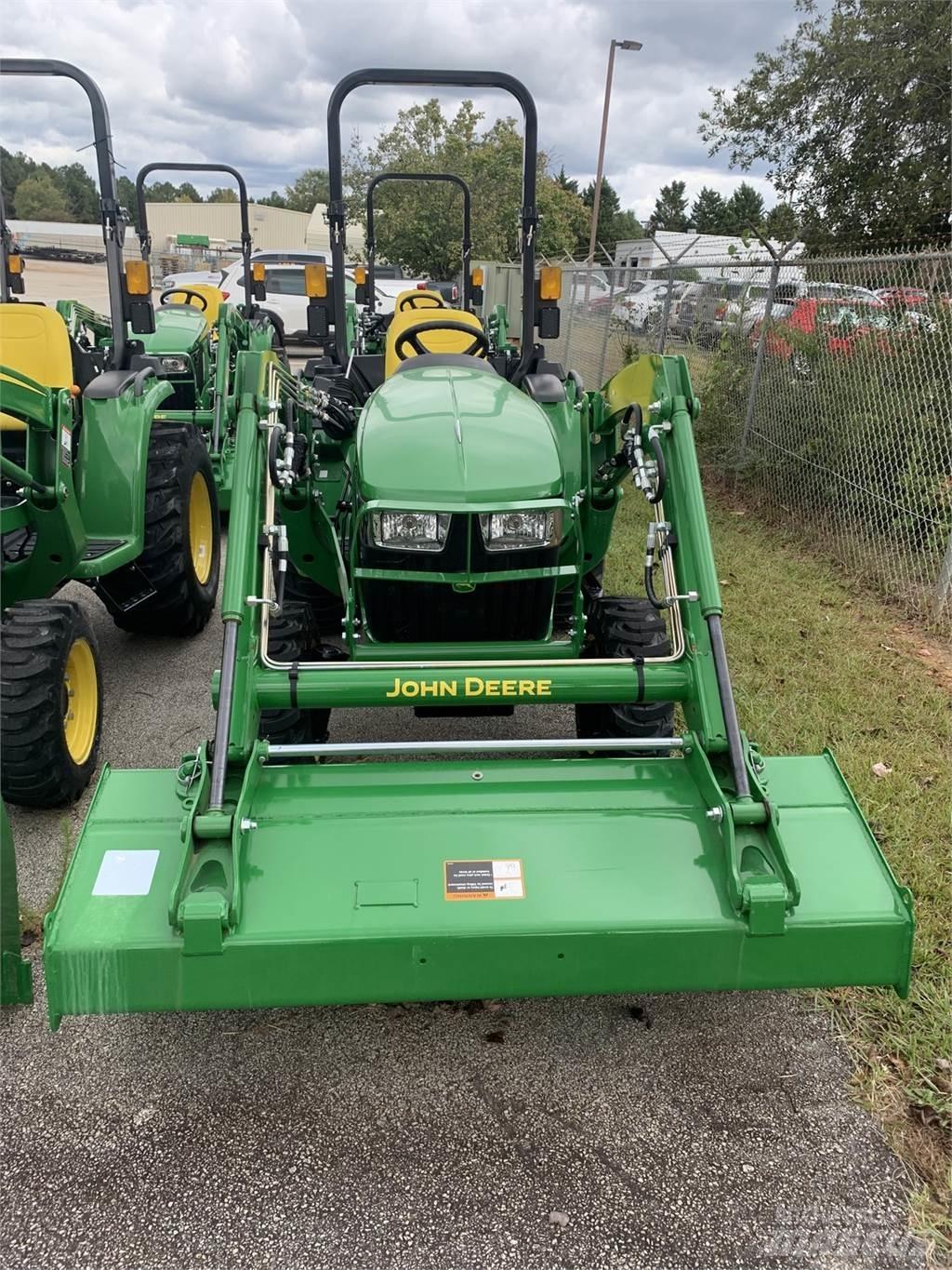 John Deere 3032E コンパクトトラクター