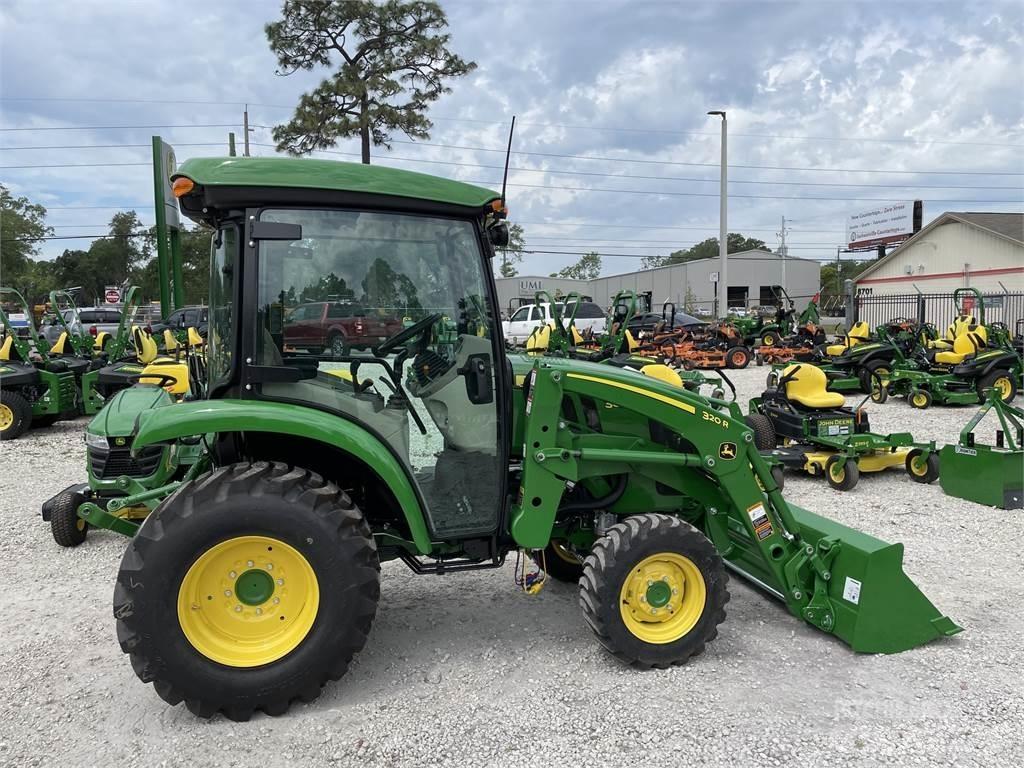 John Deere 3033R コンパクトトラクター