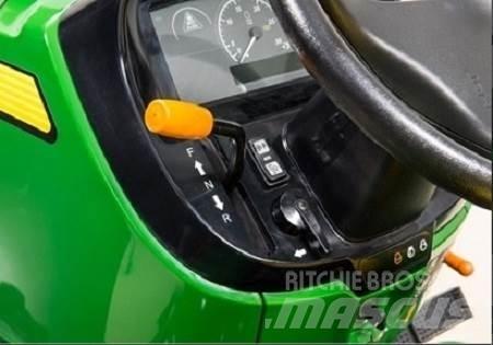 John Deere 3035D コンパクトトラクター