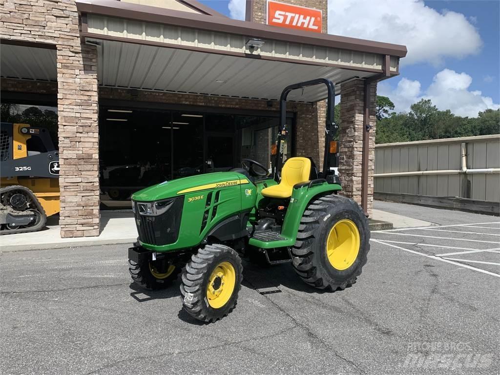 John Deere 3038E コンパクトトラクター