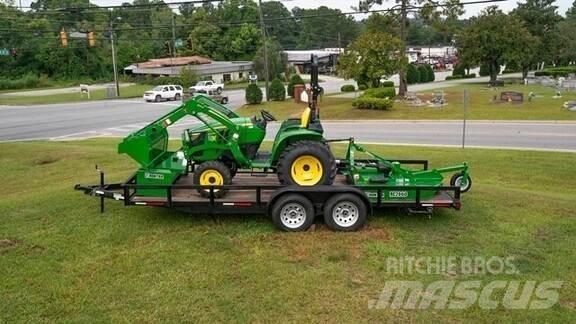 John Deere 3038E コンパクトトラクター