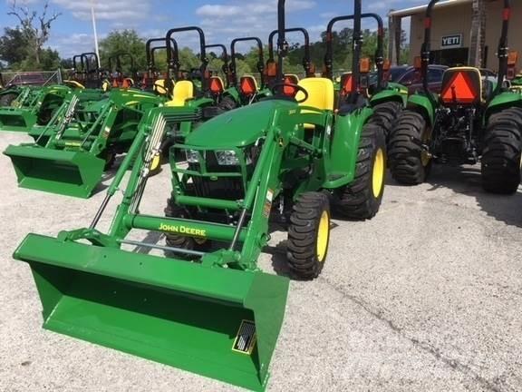 John Deere 3038E コンパクトトラクター