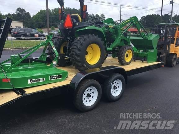 John Deere 3038E コンパクトトラクター