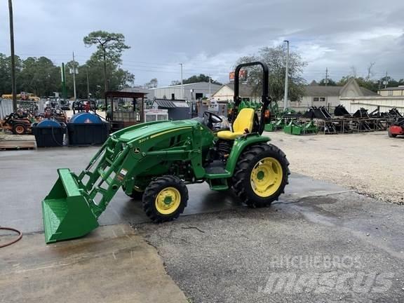 John Deere 3046R トラクター