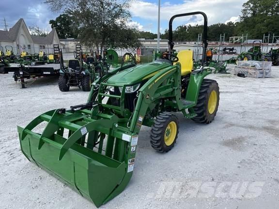 John Deere 3046R トラクター