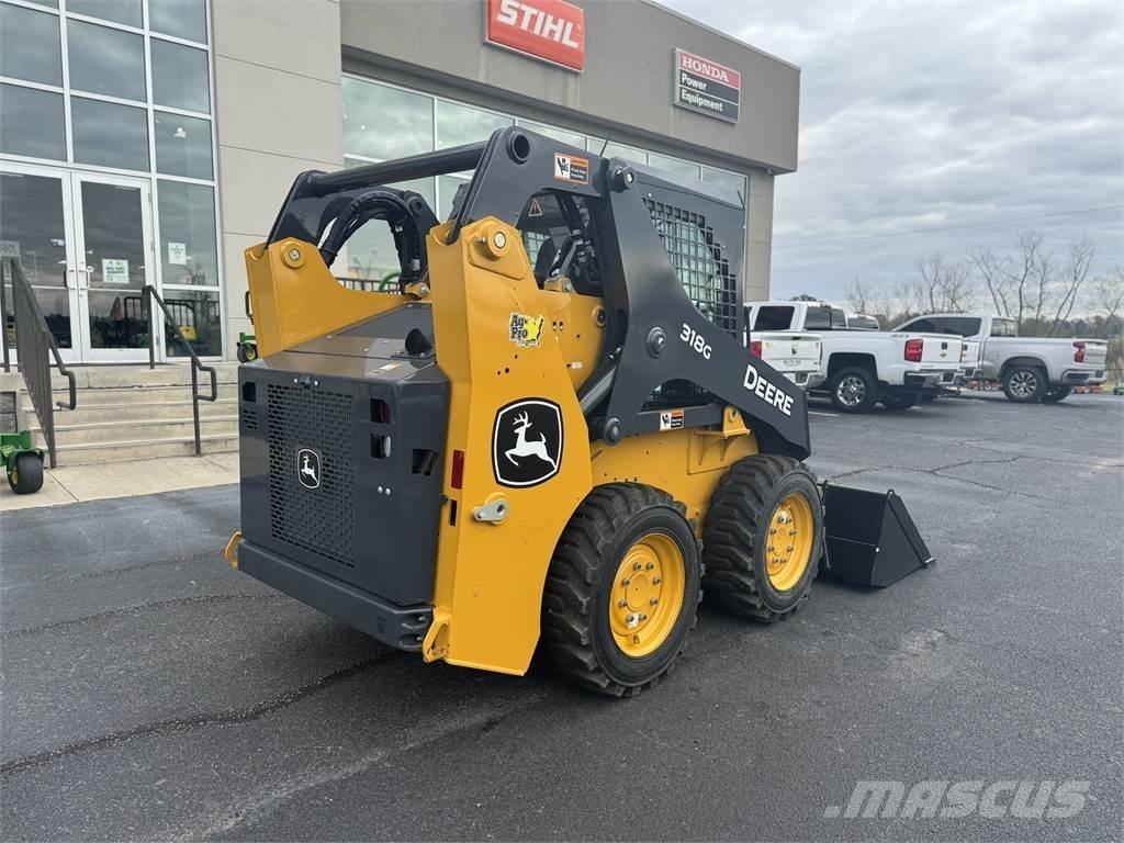 John Deere 318G スキッドステアローダー
