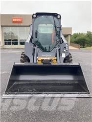 John Deere 318G スキッドステアローダー