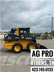 John Deere 324G スキッドステアローダー