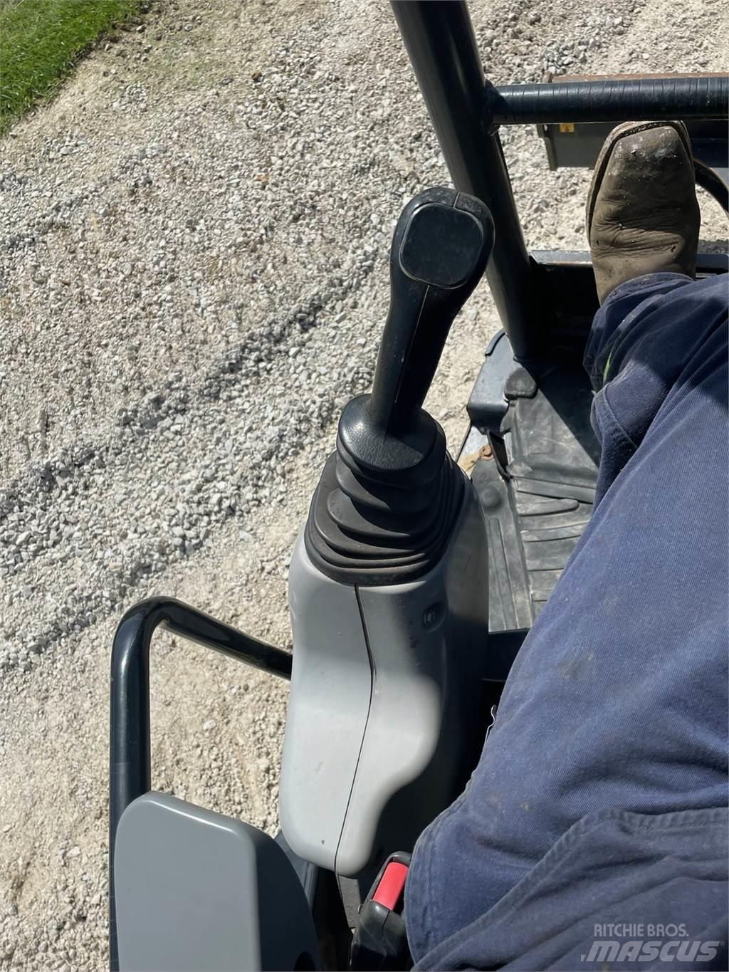 John Deere 35G ミニ油圧ショベル 7t以下（ミニユンボ・ミニディガー）